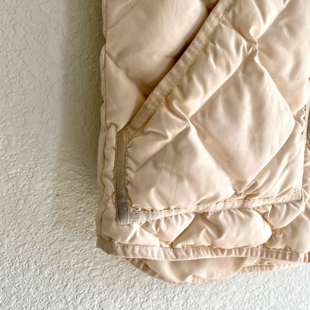 J CREW Womens SZ XSMALL Cream White Quilted Vest - Picture 3 of 11